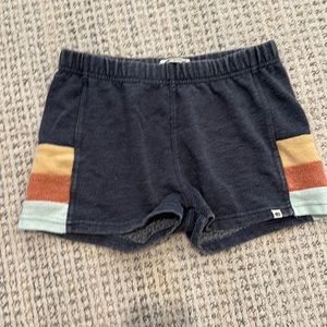 Girls Ripcurl size 10 sweat shorts.